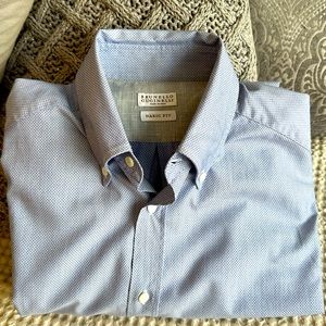 Brunello cucinelli Fromal cotton shirt size small worn twice, collecting dust